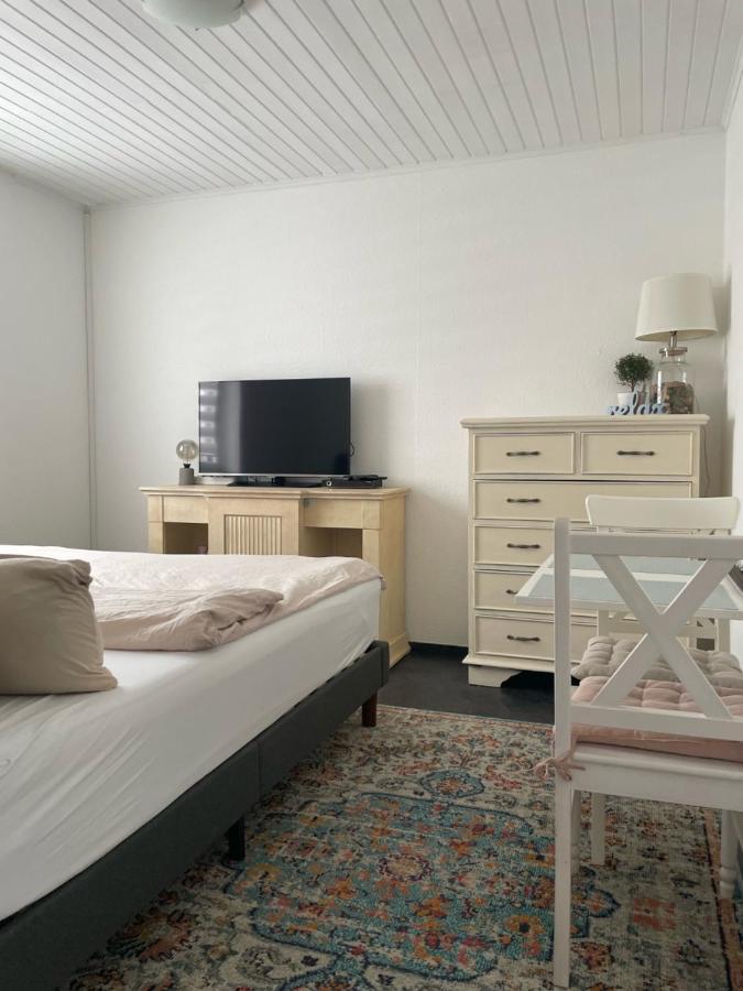 Einliegerwohnung In Taunusstein Bleidenstadt ภายนอก รูปภาพ
